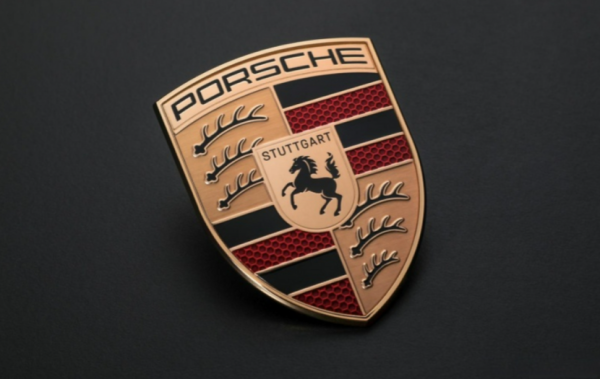 涨8 保时捷利润暴跌99%，怪小米？